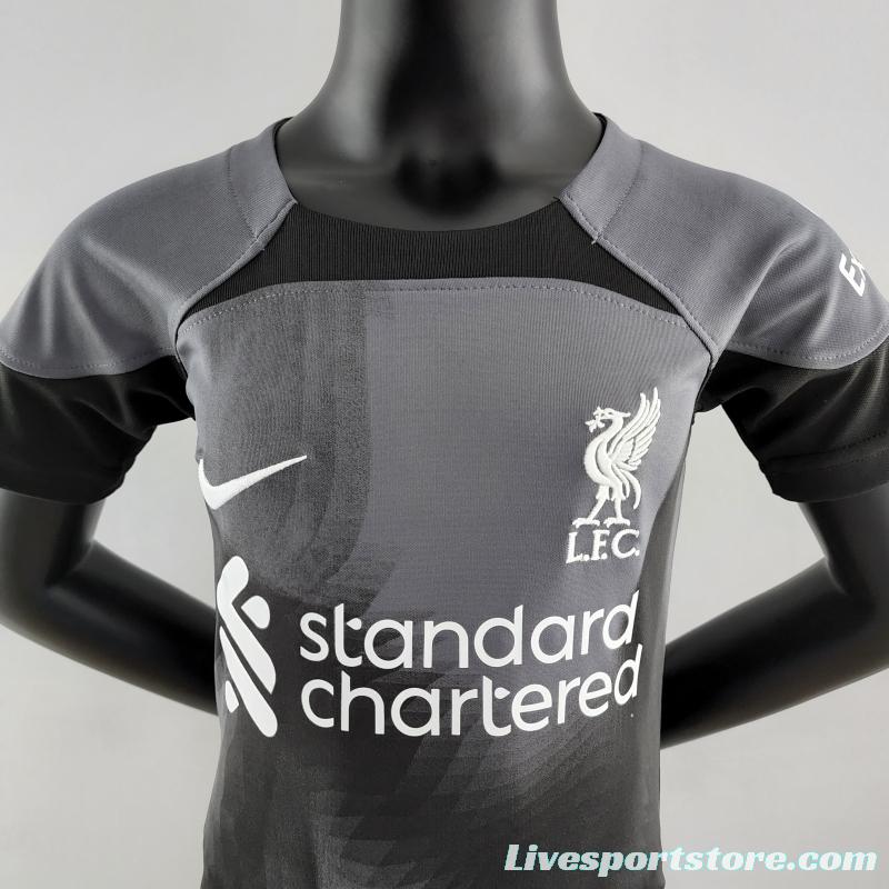 22/23 Liverpool Kids Kit Goalkeeper Black Soccer Jersey