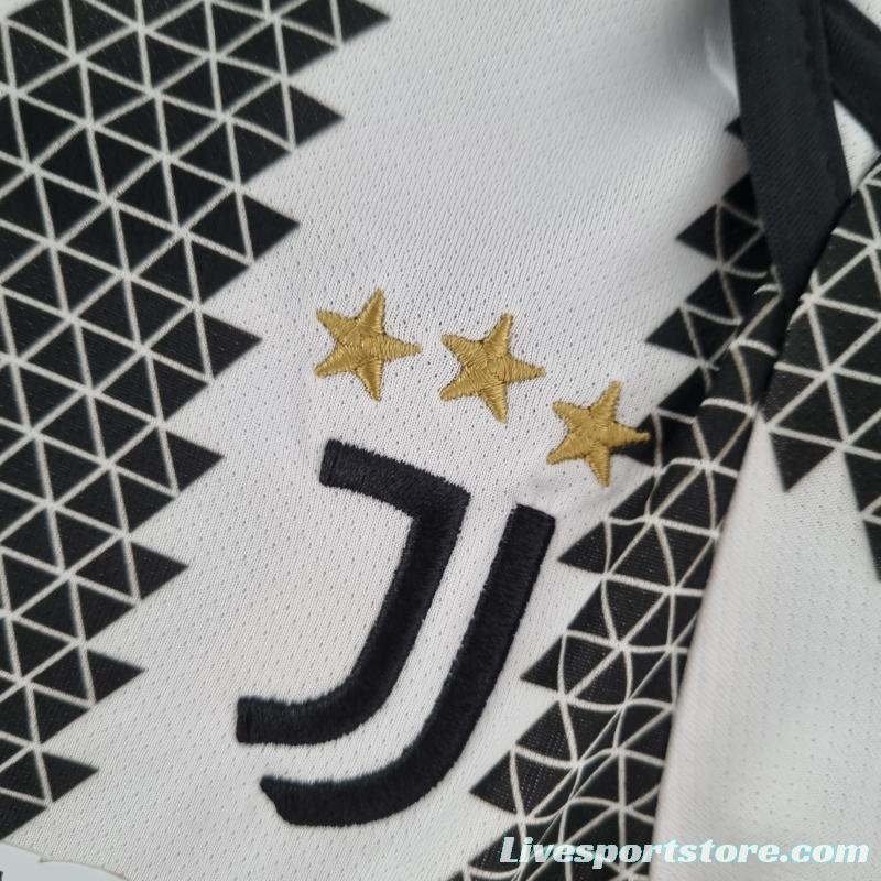 22/23 Juventus Home Baby KM#0030 9-12 Soccer Jersey